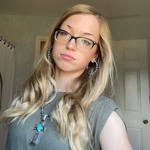 Meet your Posher, Kierra